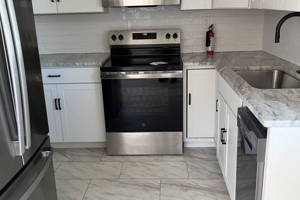 218 kitchen (Custom) (1)